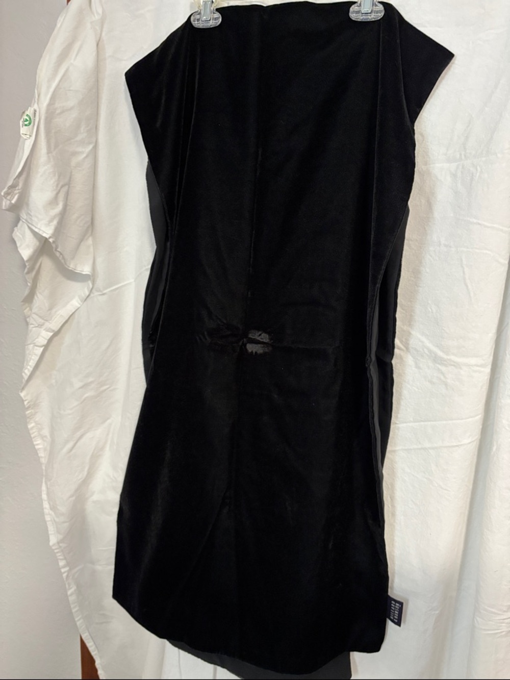 Hillard & Hanson Black Velvet Wrap